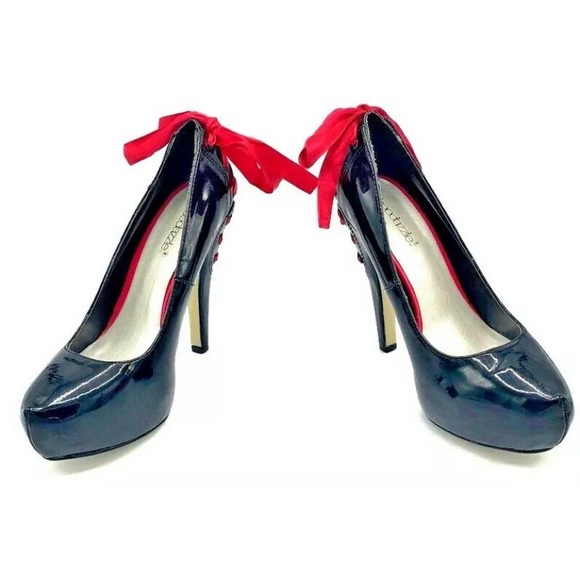 Shoedazzle Patent Leather Platforms with Red Laces - Picture 2 of 12